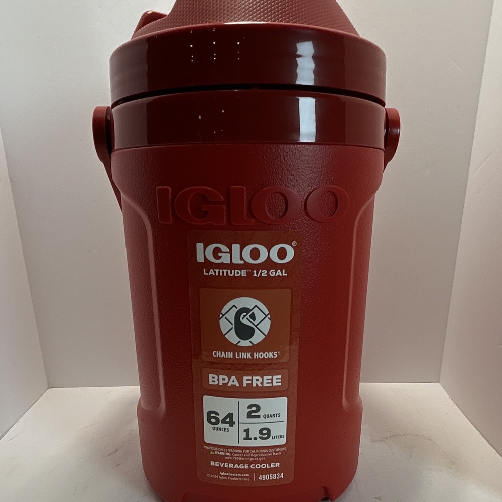 Igloo Beverage Cooler Jug Unisex 64oz Red New Latitude 1/2 Gal BPA-Free 4905834